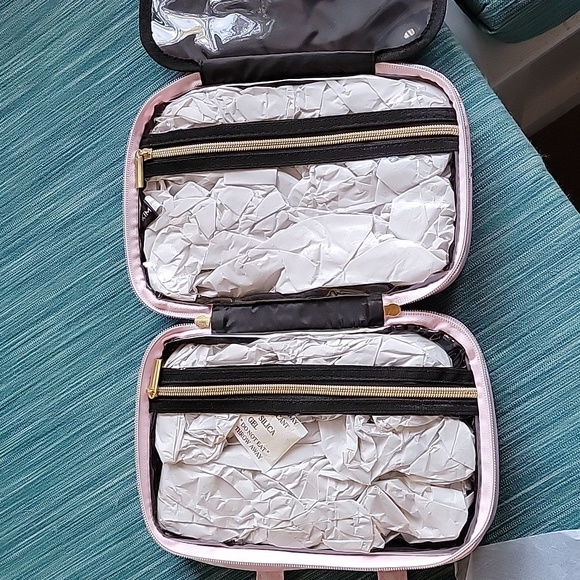 Pink Travel Organizer by Yumi Kim NEW! - Picture 3 of 3